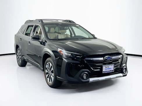 Used 2023 Subaru Outback Limited image 3