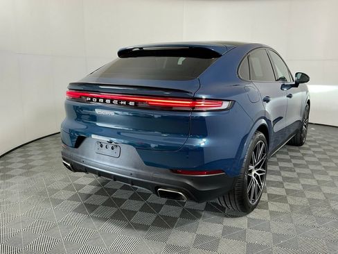 Used 2024 Porsche Cayenne Coupe AWD/4WD image 5