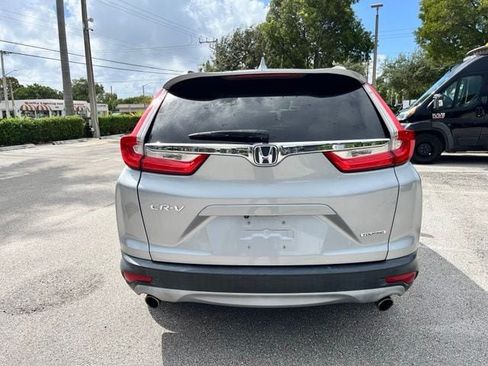 Used 2019 Honda CR-V Touring image 5