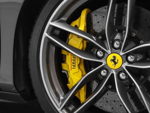 Certified 2018 Ferrari 488 Spider RWD image 11
