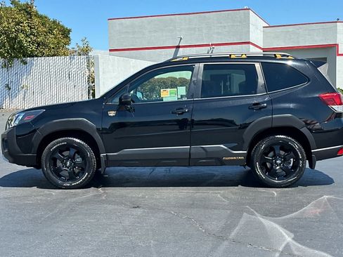 Used 2022 Subaru Forester Wilderness w/ Wilderness Package AWD/4WD image 9
