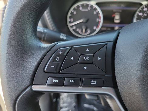 Certified 2024 Nissan Sentra SV image 6