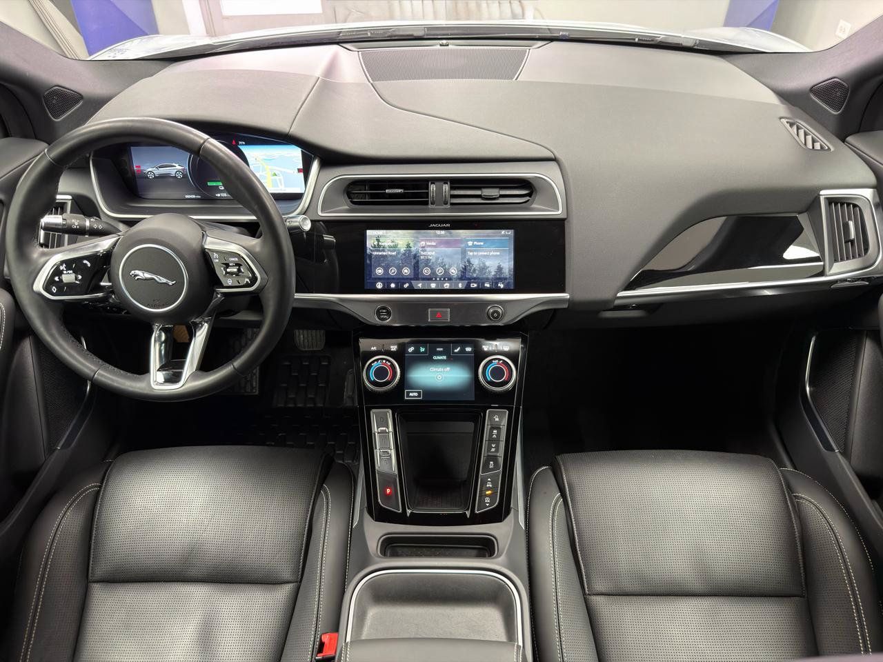 Used 2020 Jaguar I-PACE SE AWD/4WD image 28