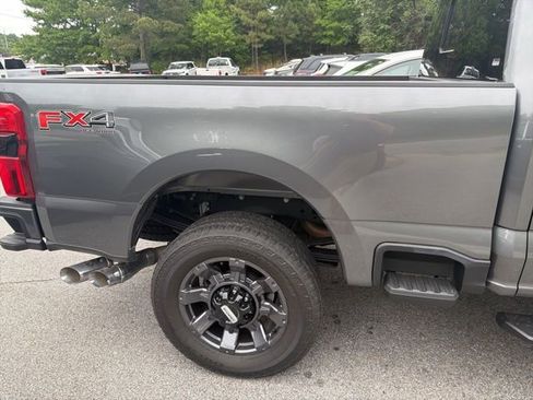 Used 2024 Ford F350 Lariat w/ Lariat Ultimate Package AWD/4WD image 18