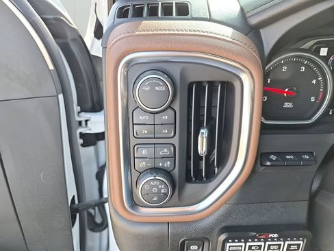 Used 2020 Chevrolet Silverado 2500 High Country w/ Z71 Off-Road Package image 34