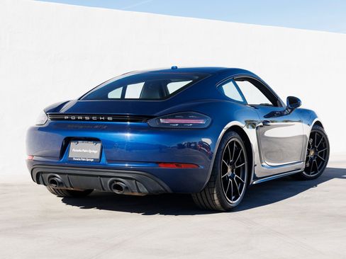 Certified 2024 Porsche 718 Cayman GTS image 7