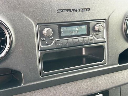 Used 2025 Mercedes-Benz Sprinter 2500 image 18