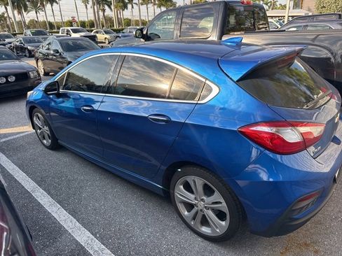 Used 2017 Chevrolet Cruze Premier w/ RS Package image 4