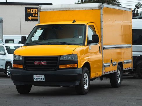 Used 2020 GMC Savana 3500 w/ Driver Convenience Package image 2