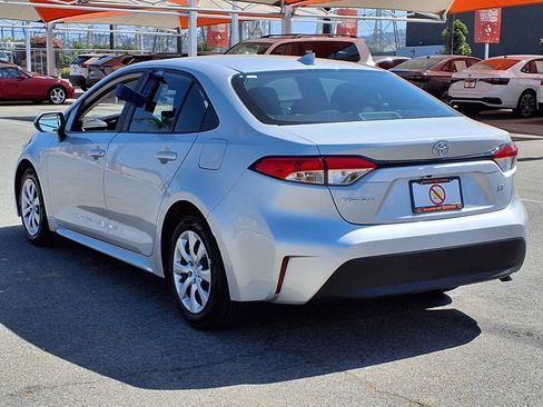 Certified 2024 Toyota Corolla LE FWD image 4