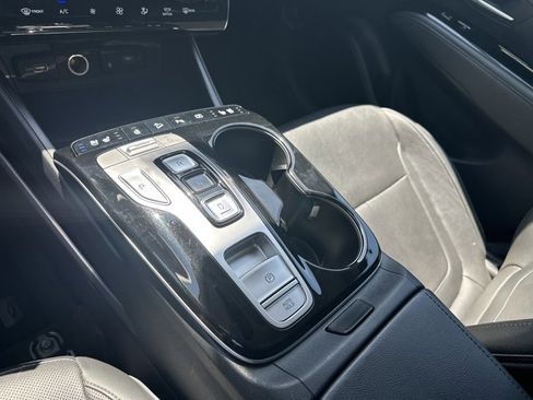 Used 2022 Hyundai Tucson Limited FWD image 36