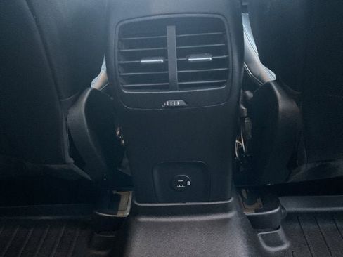 Used 2020 Ford Escape SEL image 30