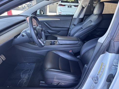 Used 2021 Tesla Model 3 Performance AWD/4WD image 16