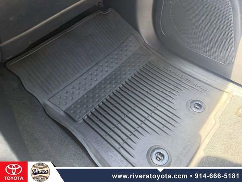 Used 2023 Toyota Tacoma TRD Off-Road AWD/4WD image 18