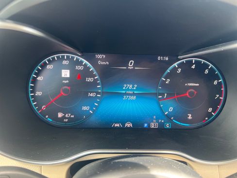 Certified 2022 Mercedes-Benz GLC 300 image 34