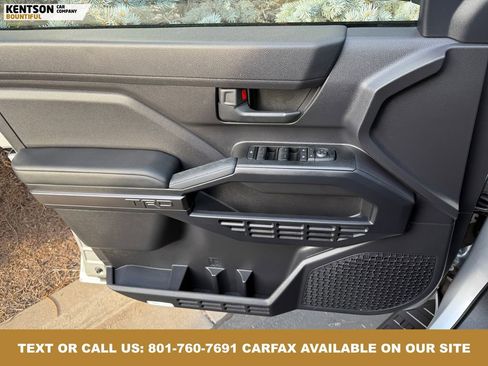 Used 2025 Toyota 4Runner TRD Off-Road image 21