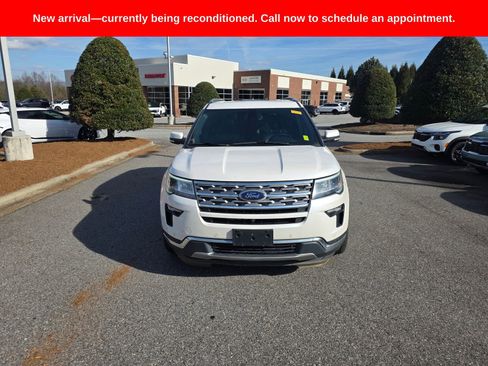 Used 2018 Ford Explorer Limited w/ Equipment Group 301A image 8