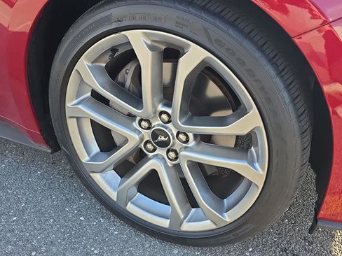 Used 2019 Ford Mustang GT Premium w/ Equipment Group 401A image 8