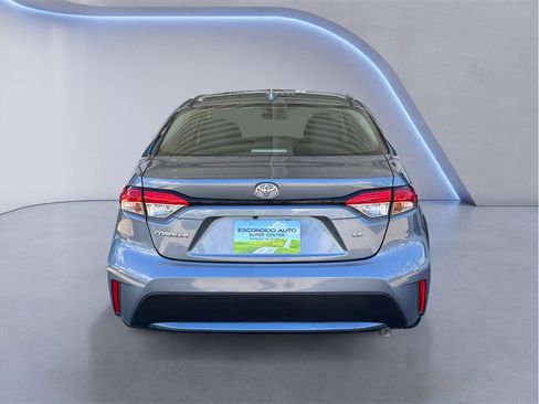 Used 2021 Toyota Corolla LE FWD image 5
