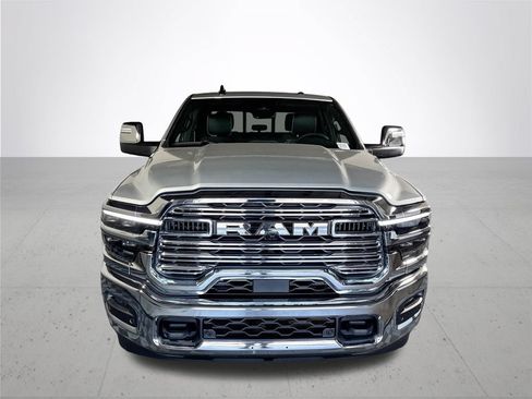 New 2026 RAM 2500 Laramie AWD/4WD image 3