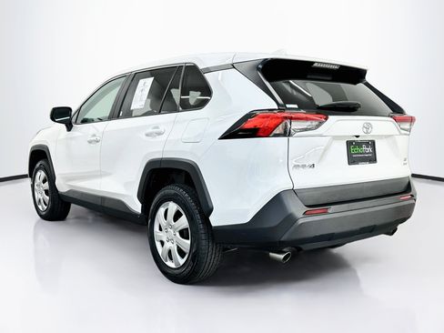 Used 2025 Toyota RAV4 LE AWD/4WD image 5
