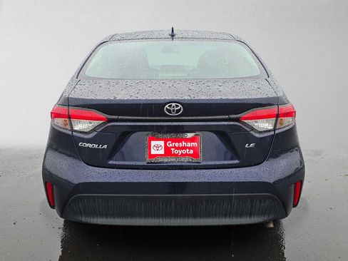 Used 2025 Toyota Corolla LE FWD image 4