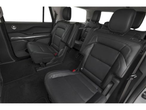 New 2026 Lincoln Navigator Premiere AWD/4WD image 10