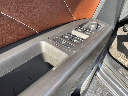 Used 2022 Volkswagen Atlas SE FWD image 21