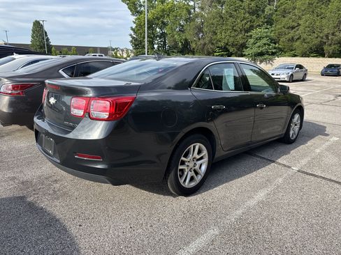 Used 2014 Chevrolet Malibu LT FWD image 2