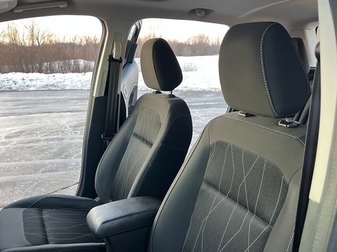 Used 2020 Ford EcoSport SE w/ SE Convenience Package image 17