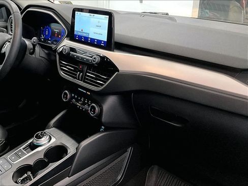 Used 2022 Ford Escape SEL w/ Technology Package AWD/4WD image 14
