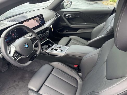 Certified 2025 BMW 230i xDrive Coupe w/ M Sport Package image 16