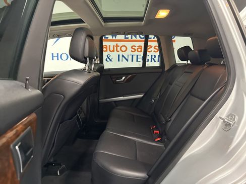 Used 2012 Mercedes-Benz GLK 350 4MATIC image 12