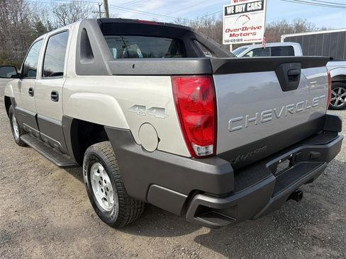 Used 2006 Chevrolet Avalanche LS image 3