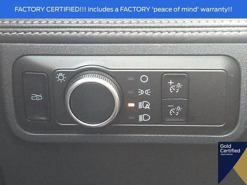 Used 2025 Ford Mustang Premium RWD image 28