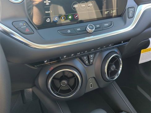 New 2025 Chevrolet Blazer LT w/ Driver Confidence Package image 17