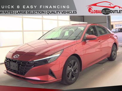 Used 2023 Hyundai Elantra SEL w/ Preferred Accessory Package