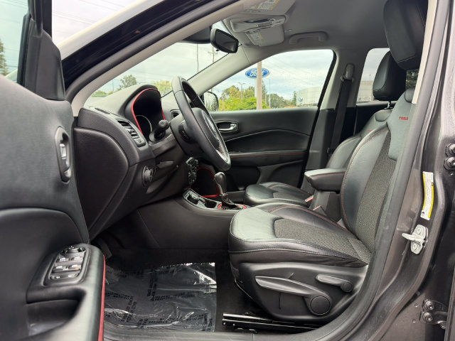 Used 2019 Jeep Compass Trailhawk AWD/4WD image 16