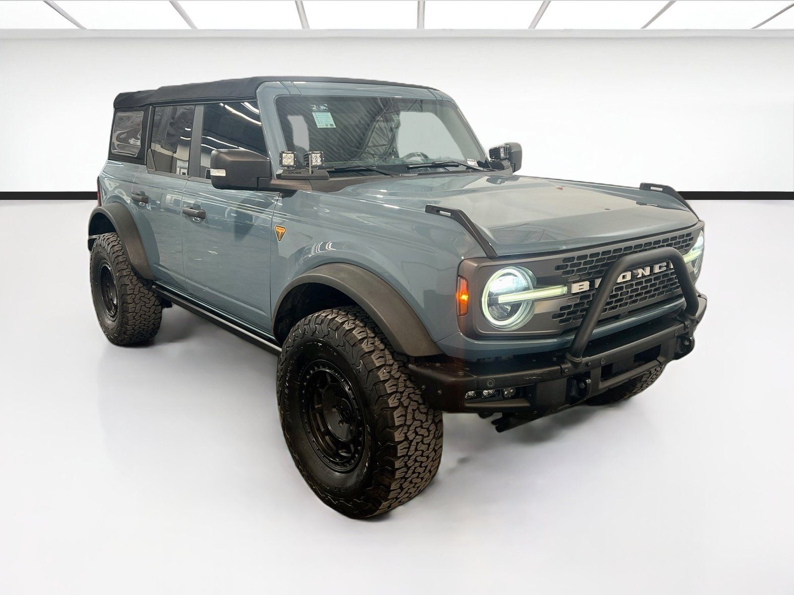 Used 2022 Ford Bronco Badlands AWD/4WD image 3