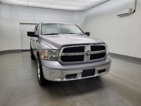 Used 2021 RAM 1500 Classic SLT image 14
