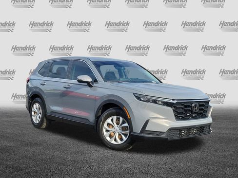 Used 2023 Honda CR-V LX image 2