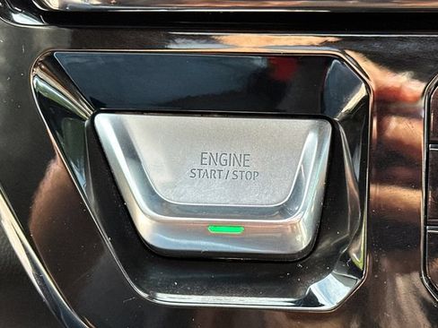 Certified 2023 GMC Sierra 1500 AT4 w/ Technology Package AWD/4WD image 37