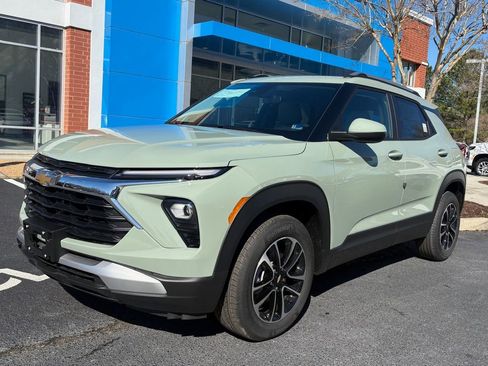 New 2026 Chevrolet TrailBlazer LT image 1