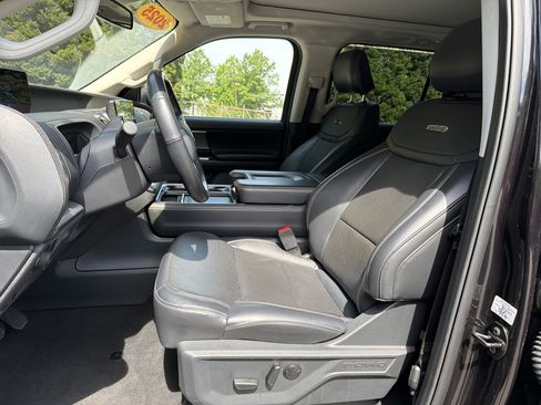 Used 2025 Ford Expedition Max Platinum AWD/4WD image 11