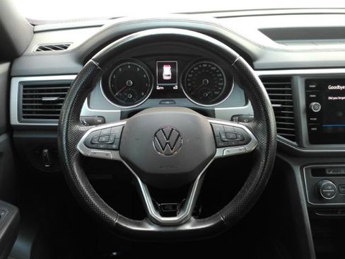 Used 2021 Volkswagen Atlas Cross Sport SE FWD image 31