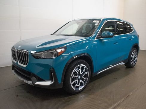 Used 2025 BMW X1 xDrive28i AWD/4WD image 8