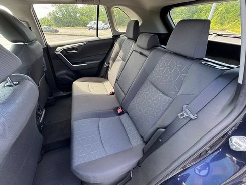 Certified 2022 Toyota RAV4 XLE w/ Convenience Package AWD/4WD image 15