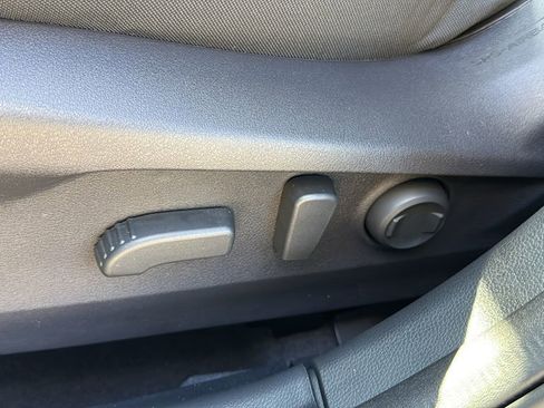 New 2025 Subaru Outback Premium image 8