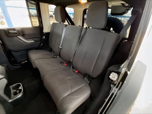 Used 2017 Jeep Wrangler Unlimited Sport w/ Quick Order Package 24S image 21