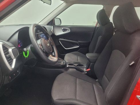Used 2021 Kia Soul LX FWD image 17